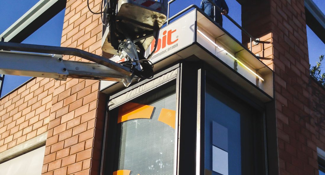 Decorazione su vetro